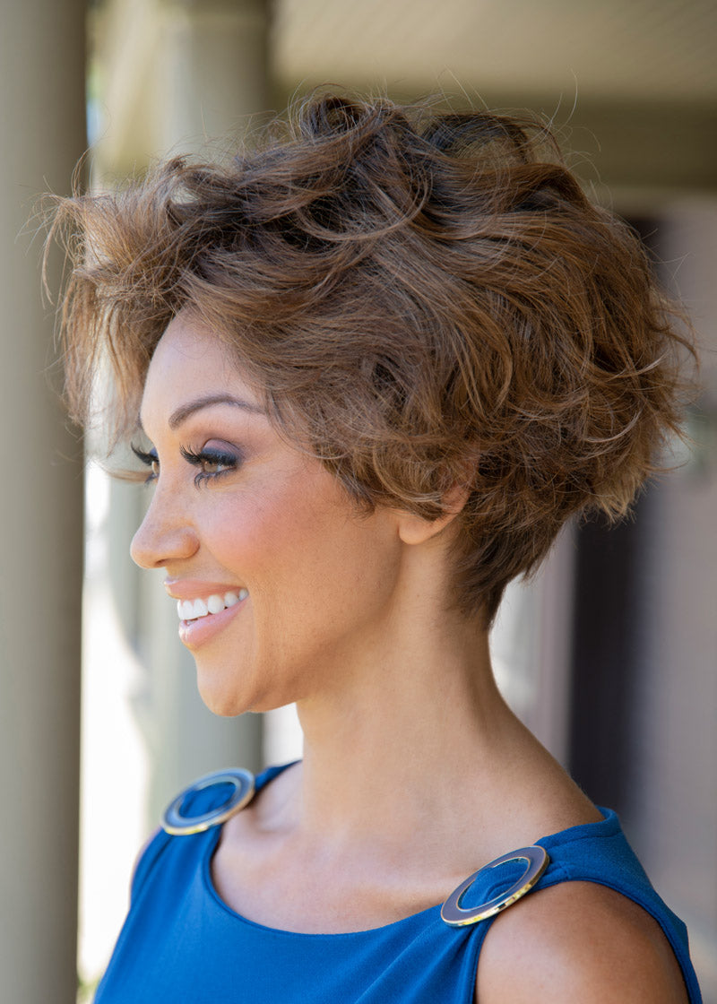 donate a Cancer Kinship Kinner beauty wig to a cancer survivor