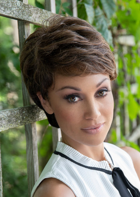 offer a Cancer Kinship Kinner beauty wig to a cancer survivor