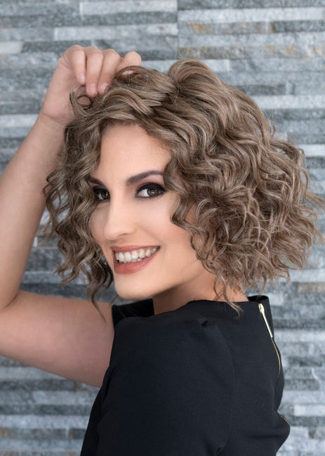 donate a Cancer Kinship Kinner beauty wig to a cancer survivor