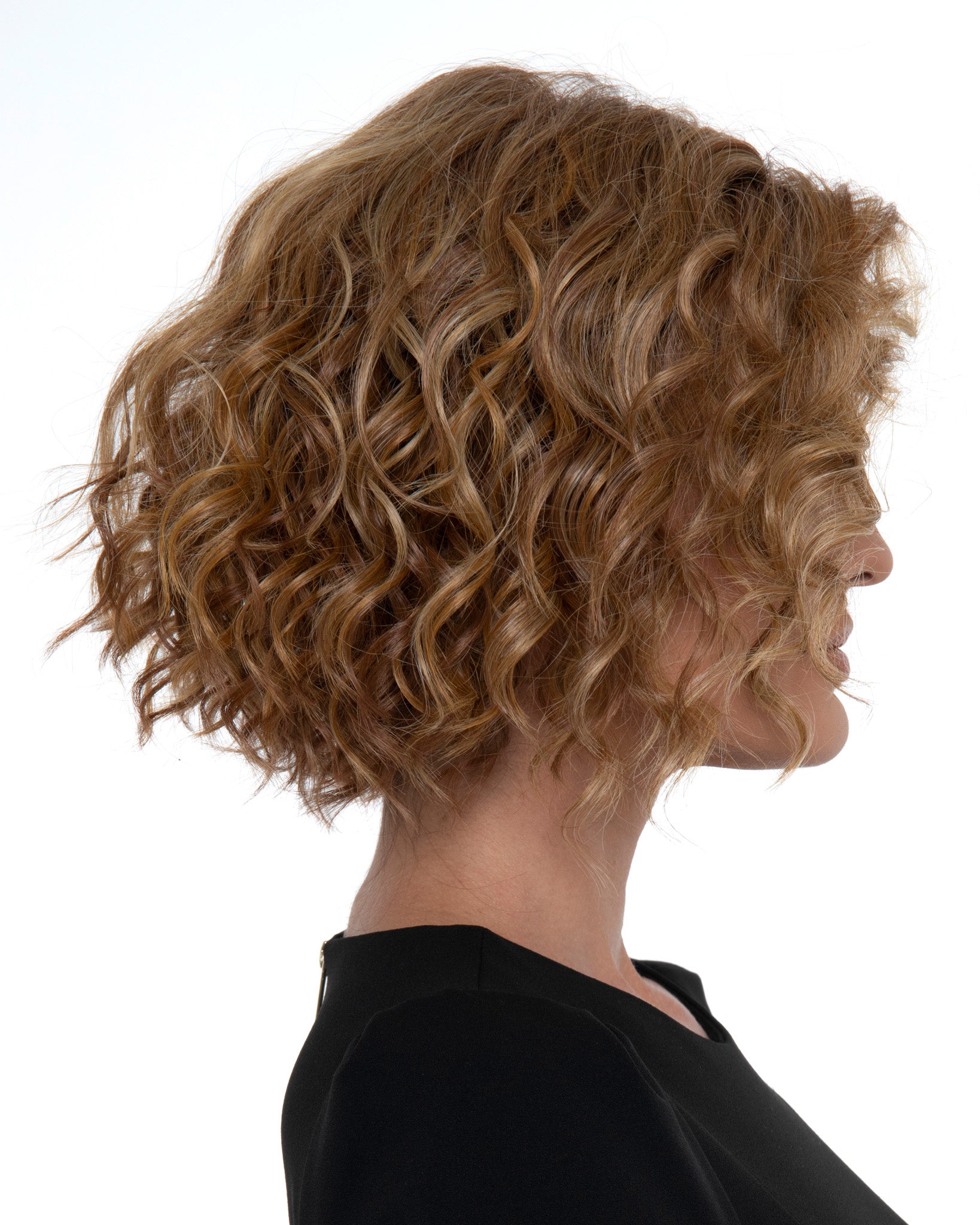buy a Cancer Kinship Kinner beauty wig for a cancer survivor
